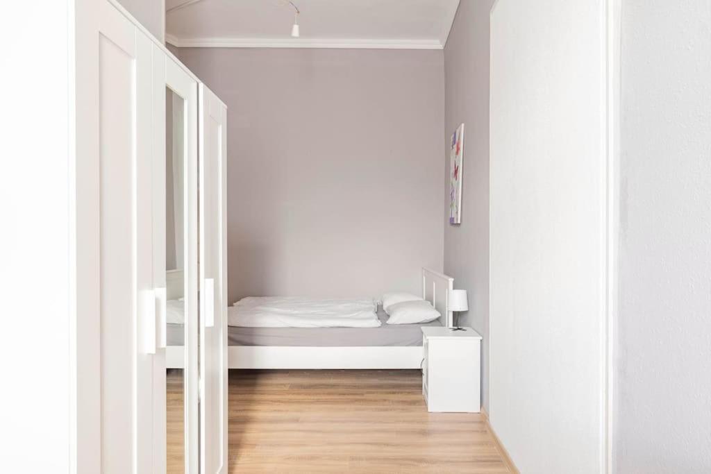 Queen Erzsebet Apartment Budapest Esterno foto